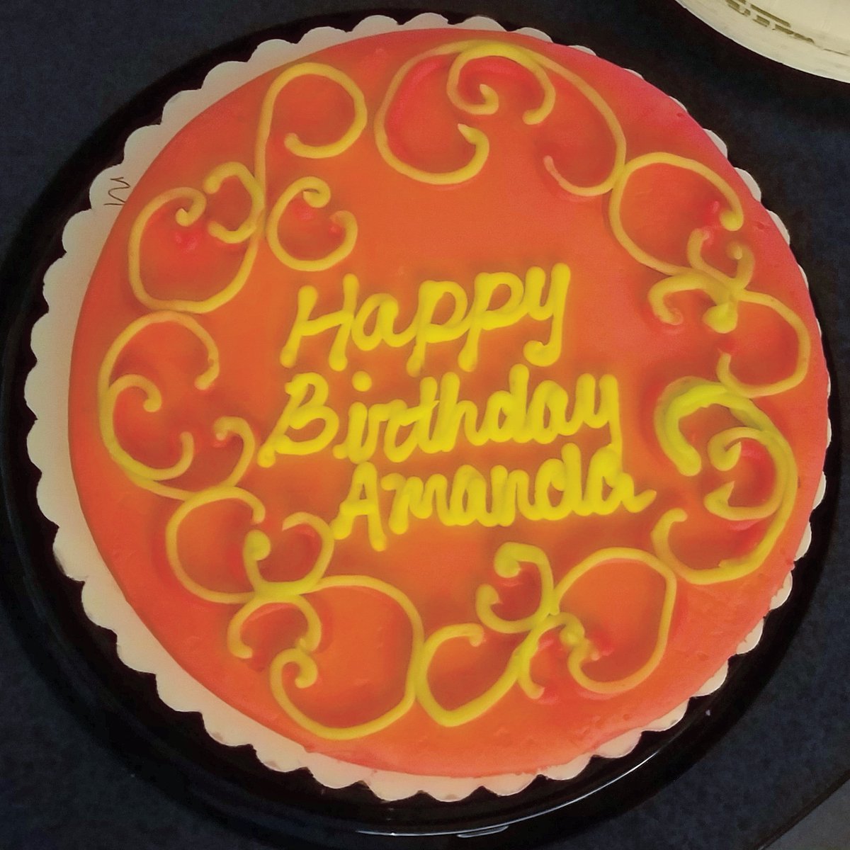 AmandaLForesta's tweet photo. Work day birthday Sunday, but there was cake! My coworkers are super excellent! https://t.co/rYLviwhs4W