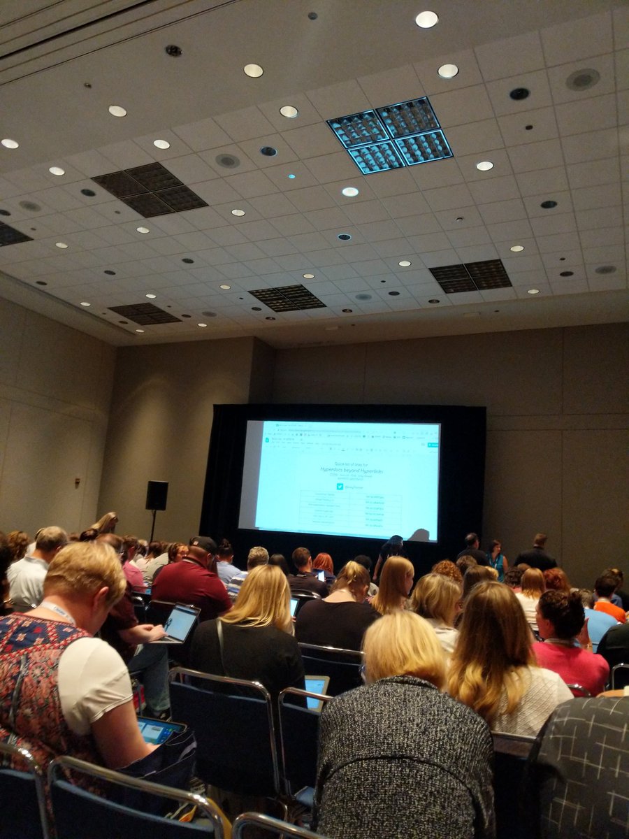 coutleea's tweet photo. Un atelier sur les hyperdocs pour amener nos élèves encore plus loin! #iste18 #iste18franco #csrdn #recitqc #hypeitlikeitshot https://t.co/mZrpdpOtGz