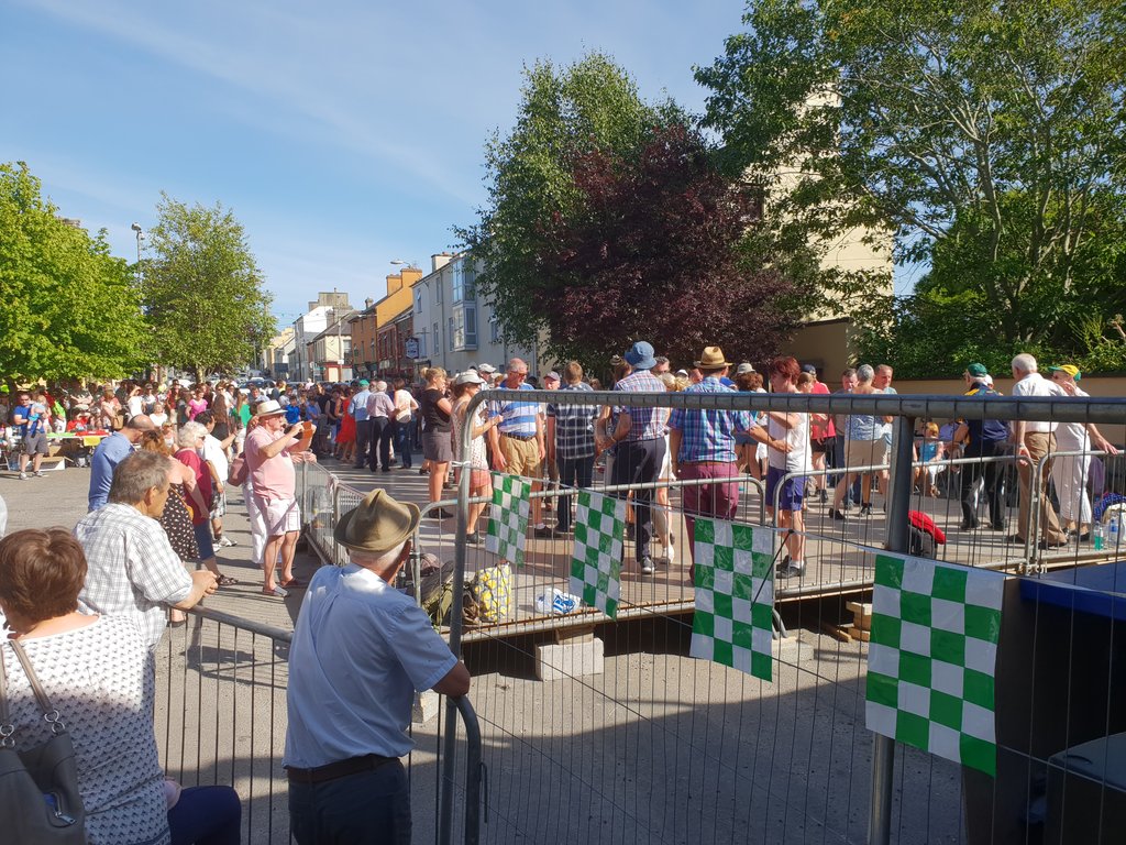 Great location.  Great festival. Dancing at the crossroads  #milltown #ceomhaltas #fleadh . Super weekend