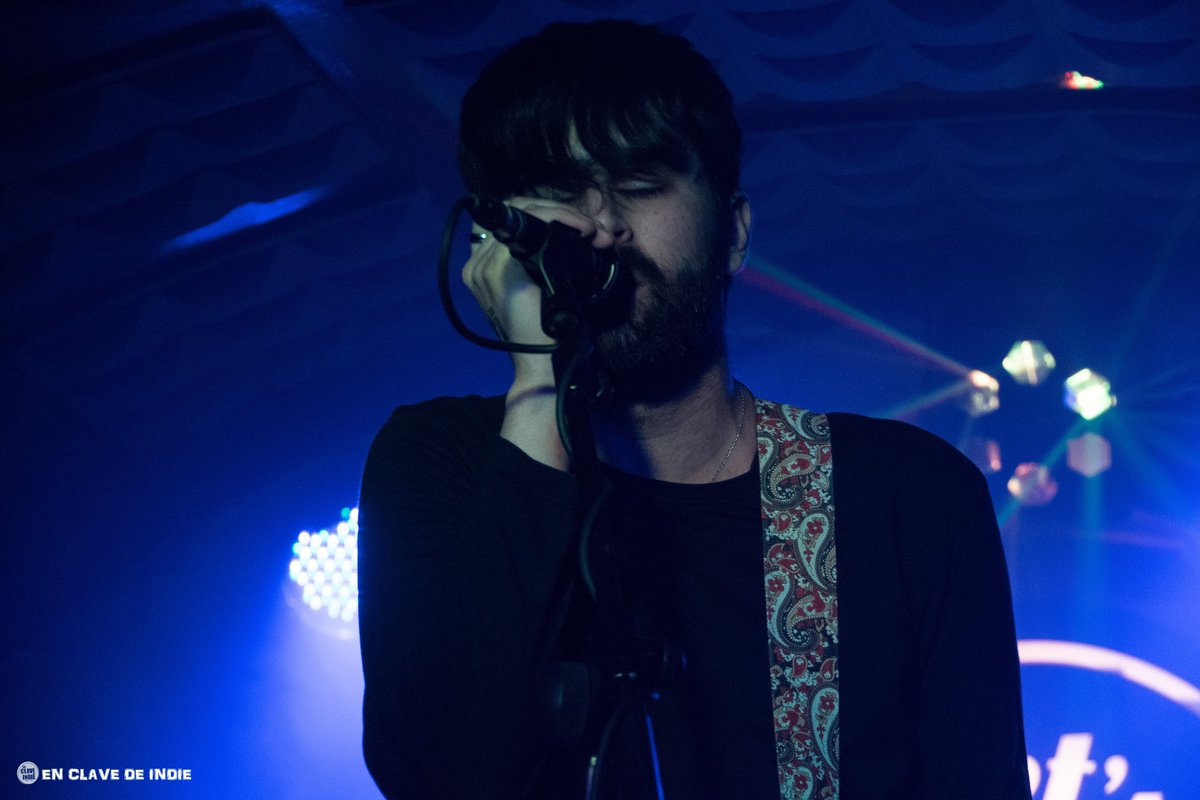 enclavedeindie's tweet image. Os proponemos un buen plan para la tarde de domingo ❤️ ¡¡Ya podéis leer en el blog la crónica del gran concierto que  se marcaron @muntzband y #Polarband en @ElPerroMadrid 👏👏Gracias a @Letshowes y @elCascabel1 enclavedeindie.com/2018/06/24/mun…