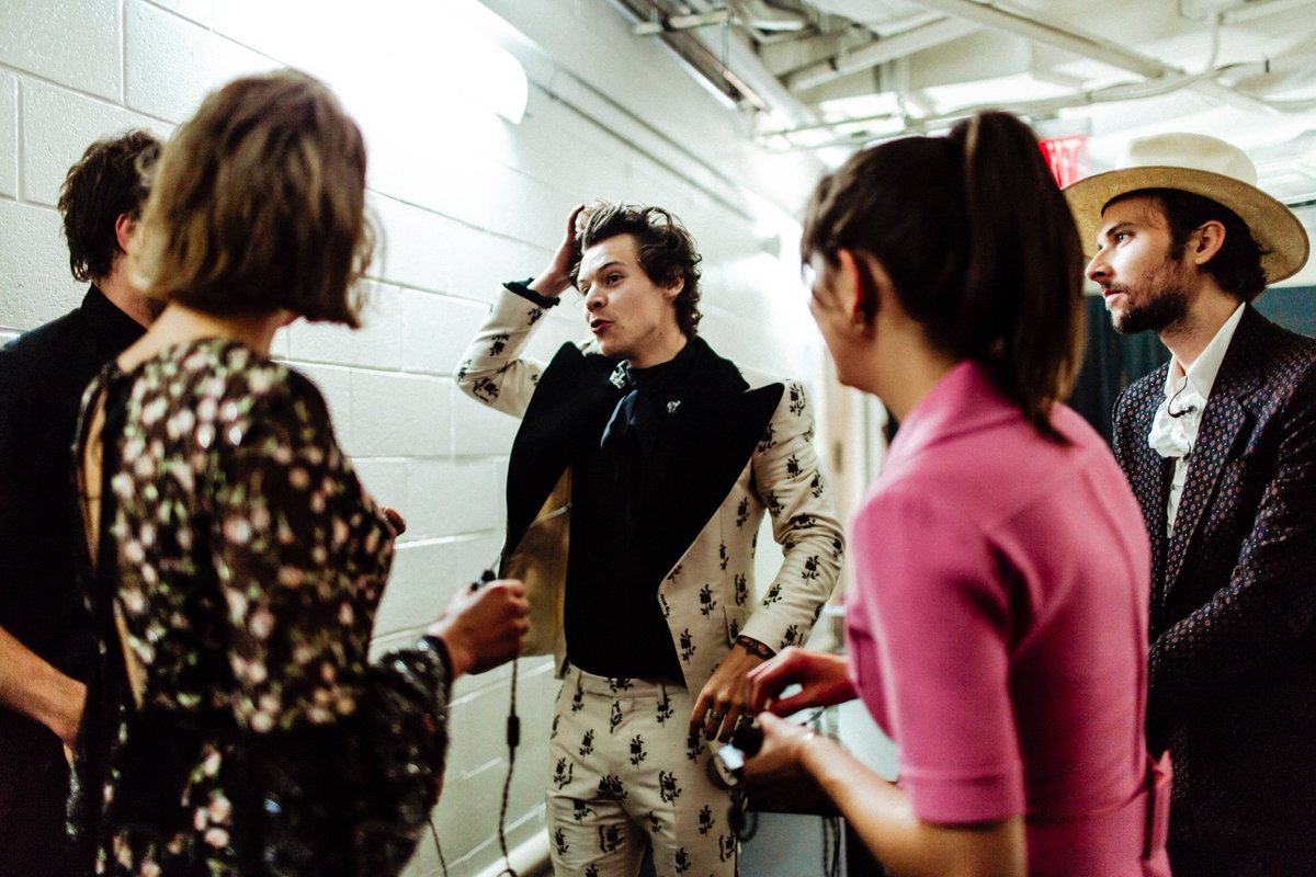 HSHQ's tweet image. Harry Styles // Live On Tour Night 47 // New York, NY 1/2 21.06.18