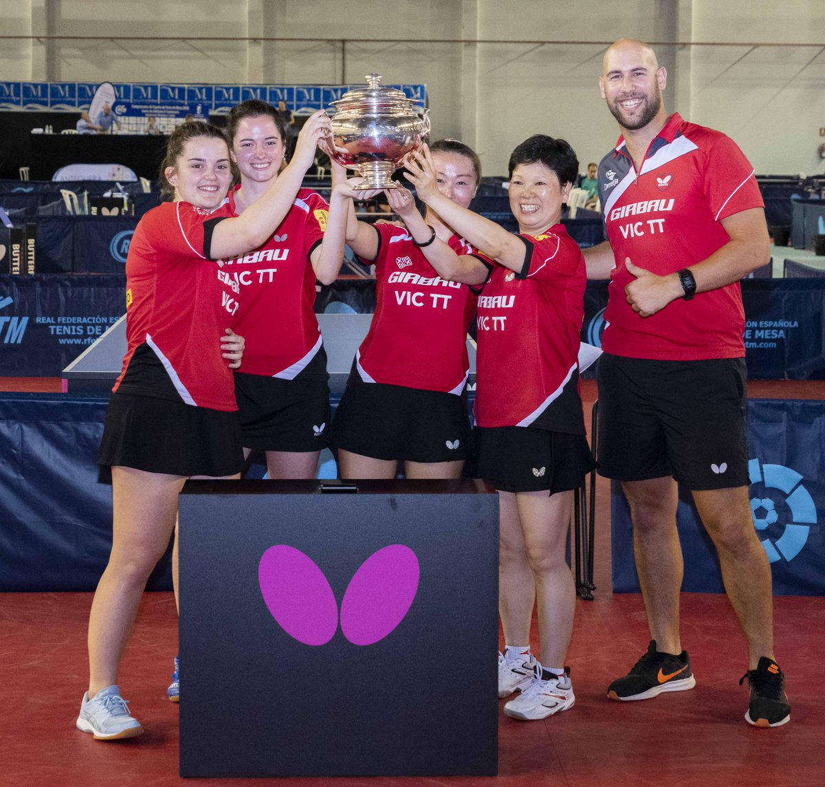 rfetm_tenismesa's tweet photo. 🏆¡CAMPEONAS DE LA COPA DE LA REINA IBERDROLA!🏆

Las 🏓 de @Vic_tenis_taula vencen a Balaguer Villart Logistic y se proclaman campeonas de la Copa de la Reina @Iberdrola 2018. ¡Enhorabuena! https://t.co/qeo2ZuLges