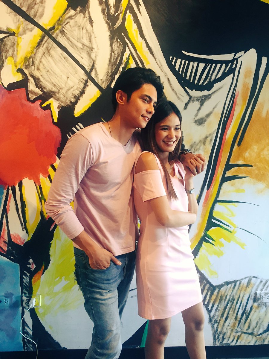 RegalFilms's tweet photo. #WALWAL3DaysToGo #WalwalOnASAP #WalwalOnRatedK https://t.co/iq5oaOwlLz