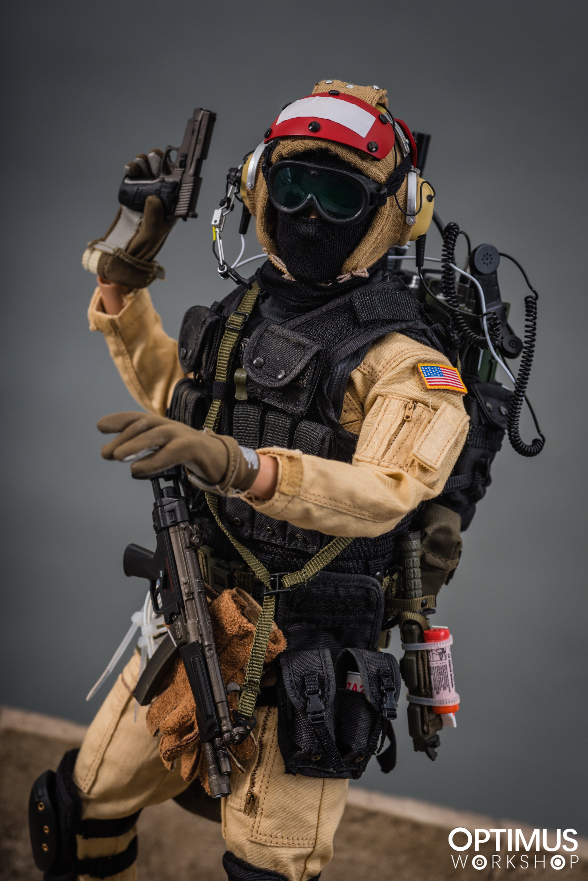 新品未開封 DAMTOYS 波うっ 78046 アメリカ海兵隊SEALチーム5