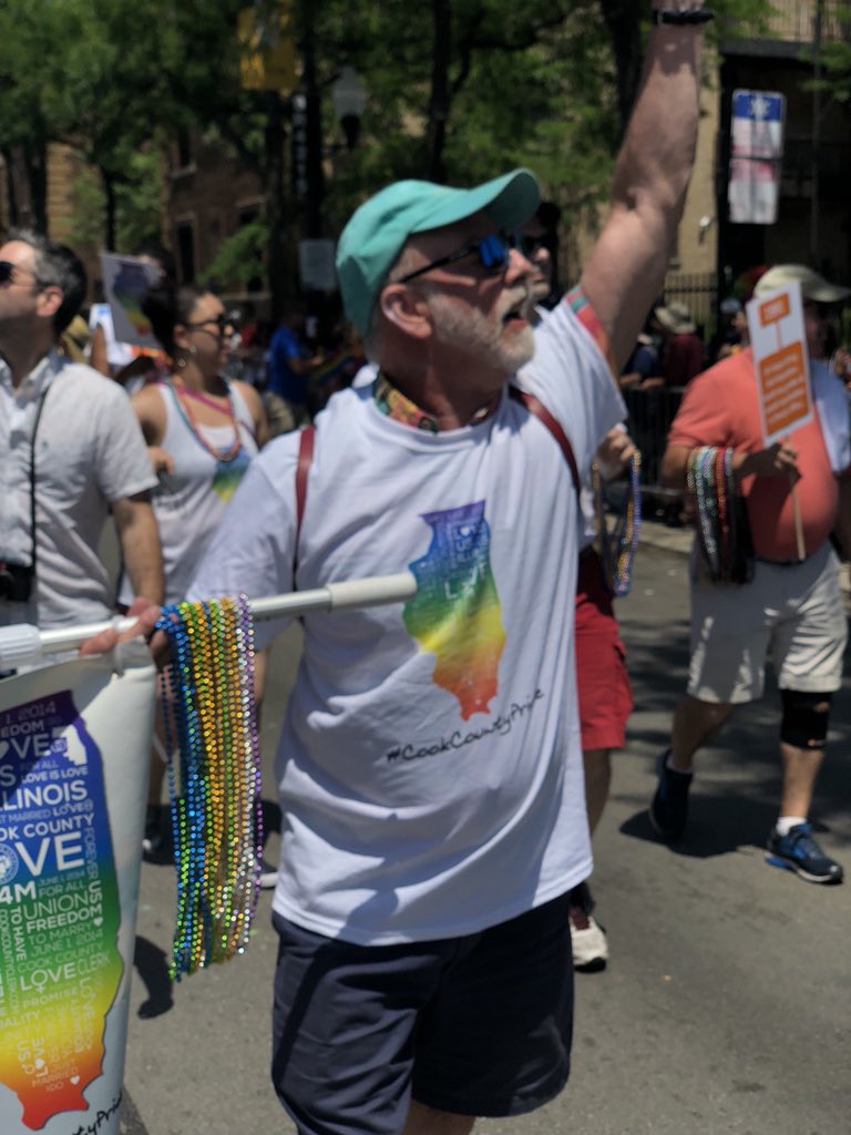 cookcountyclerk's tweet photo. Marching for #equality in #ChicagoPride2018!
This parade is always one of the highlights of the year! #CookCountyPride #LoveIsLove #twill #LGBTQ #lgbtchicago #RegisterToVote #Democracy https://t.co/rruWDRb56A
