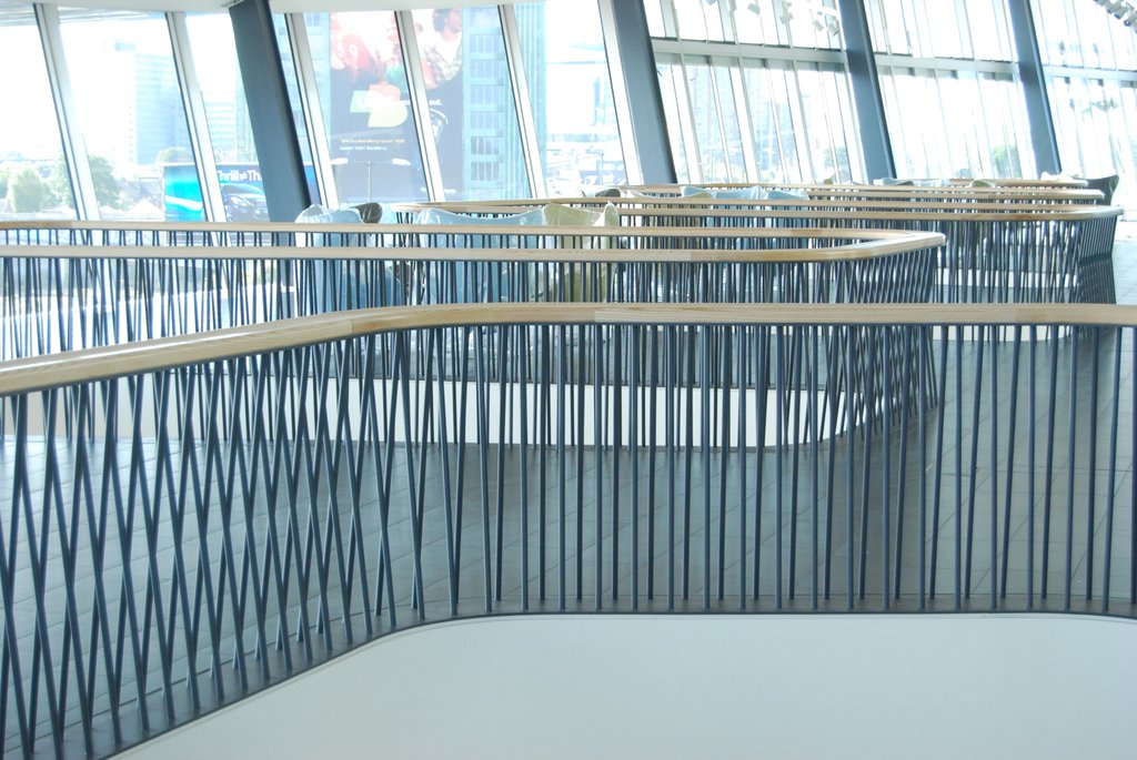 PAD_Contracts's tweet photo. Project Focus: AUDI Brentford Showroom, Various Architectural Metalwork installations #balustrades #padcontracts #design #architecture #london #architecturalmetal #metalwork #glassbalcony #railings #metal #glassbalustrade #stairs #externalstairs https://t.co/XwByj2qIME https://t.co/UVuGAzh4t4