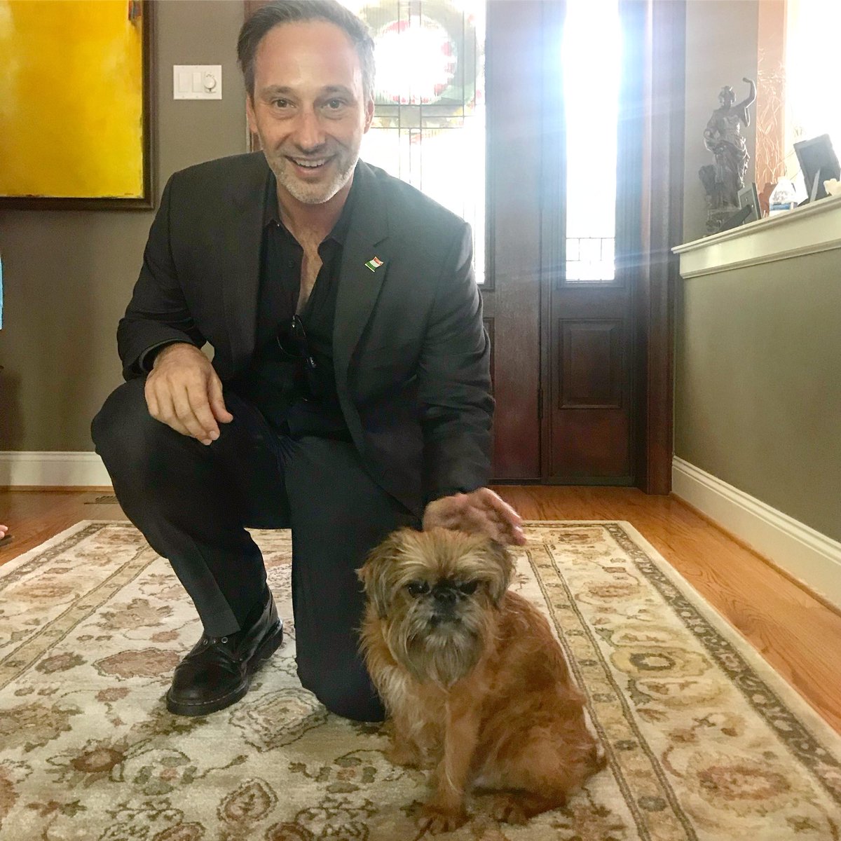 Gbotic's tweet photo. Finally got to meet Milos, my favorite little Brussels Griffin that looks like Chewbacca #mfsfamily #milos #brusselsgriffon #chewbacca https://t.co/mbGIMjejva