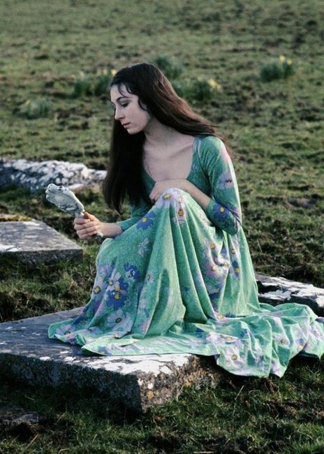WMoving_S's tweet photo. WE'RE EXCITED ! Anjelica Huston stars in JAMES JOYCE: A SHOUT IN THE STREET opening night at the Melbourne Doc Film Fest July 6.
HERE'S one of our favorite pics: Anjelica Huston, age 16, Ireland, Photo: Eve Arnold
@anjelicahuston @MDFFest #mdffest2018 https://t.co/9tZhlLkIXw