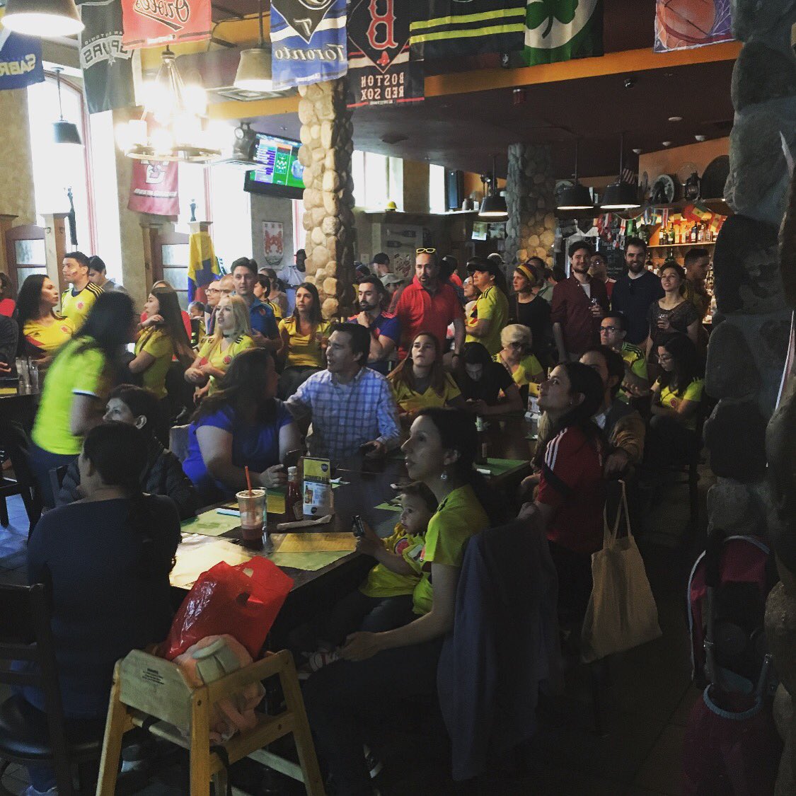 PaddyO'sSuperPubInBoston is Headquarters of Colombia World Cup Soccer⚽️🇨🇴🇮🇪 PaddyO's extends it's hand of hospitality to theColombian CommunityAwesomeAtmosphere <a href="/FOXSports/">FOX Sports</a> <a href="/Channel4News/">Channel 4 News</a> <a href="/JuanAgudelo/">Juan Sebastian Agudelo</a> <a href="/FIFAWorldCupCOL/">Alejandra Rueda, FIFA</a> <a href="/PaddyOs1/">Paddy O's Boston</a> @ProceraNetworks <a href="/BostonTweet/">BostonTweet</a> <a href="/bostonnewsglobe/">bostonnewsglobe</a>