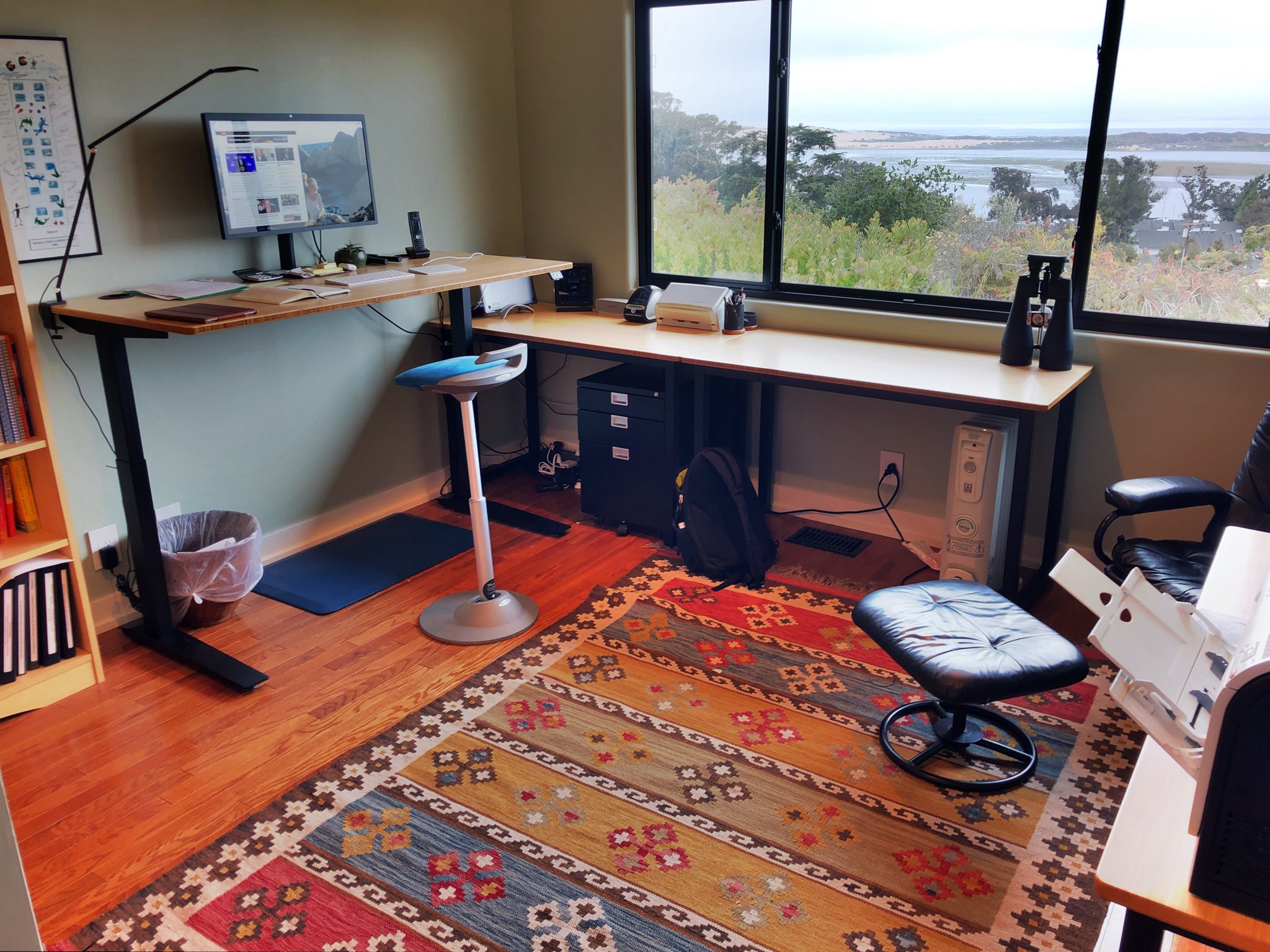 Kevin Meyer On Twitter Loving My New Bamboo Jarvis Standing Desk And Side Tables From Fully Fully Us Replacing My Old Standing Desk I Bought From Them Many Years Ago Great Quality Https T Co Q61cu4eqtu