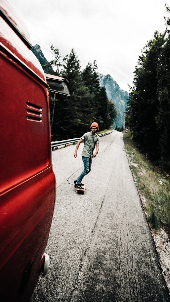 jonathanbertin's tweet photo. TOURNÉE DE FONDS D'ECRAN - ROAD TRIP VIBES ⚡️🚐

Depuis mon 1er road trip, j'ai pris goût à vivre des aventures sur la route avec mes potes. Voici quelques clichés issus de mes derniers road trips, j'espère que ça vous donnera envie de prendre la route✨🛣️

ig: jonathanbertin https://t.co/CH7ZyuPS9b