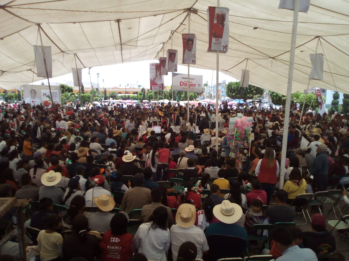 PRIAcatzingo's tweet photo. Gran cierre de campaña de nuestro candidato #FranciscoRamírez 👏 @PRIdePUEBLA @EnriqueDogerG_ @JuanCLastiri  #Acatzingo https://t.co/fjW9JzrNmS
