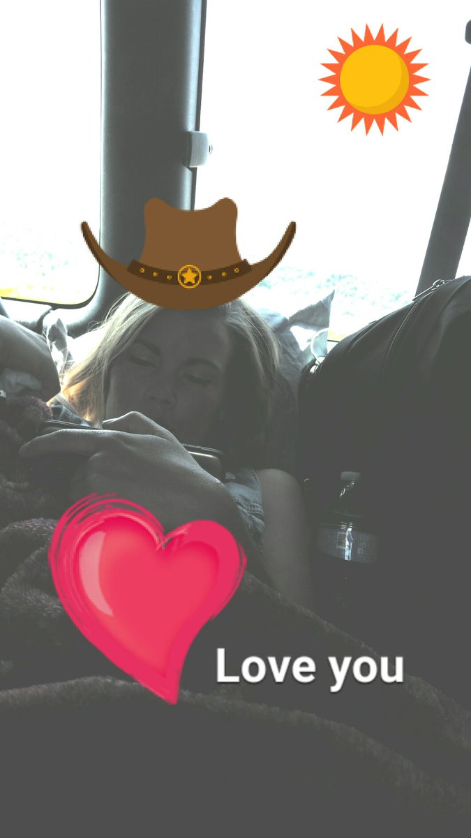 KirstieKraus's tweet photo. When your travel companion is sweet 😊 Watching @13ReasonsWhy Season 2 #tour #wisconsinshows https://t.co/iWmtoBWU58
