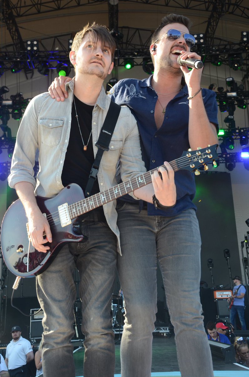 UnRated Magazine tweet media