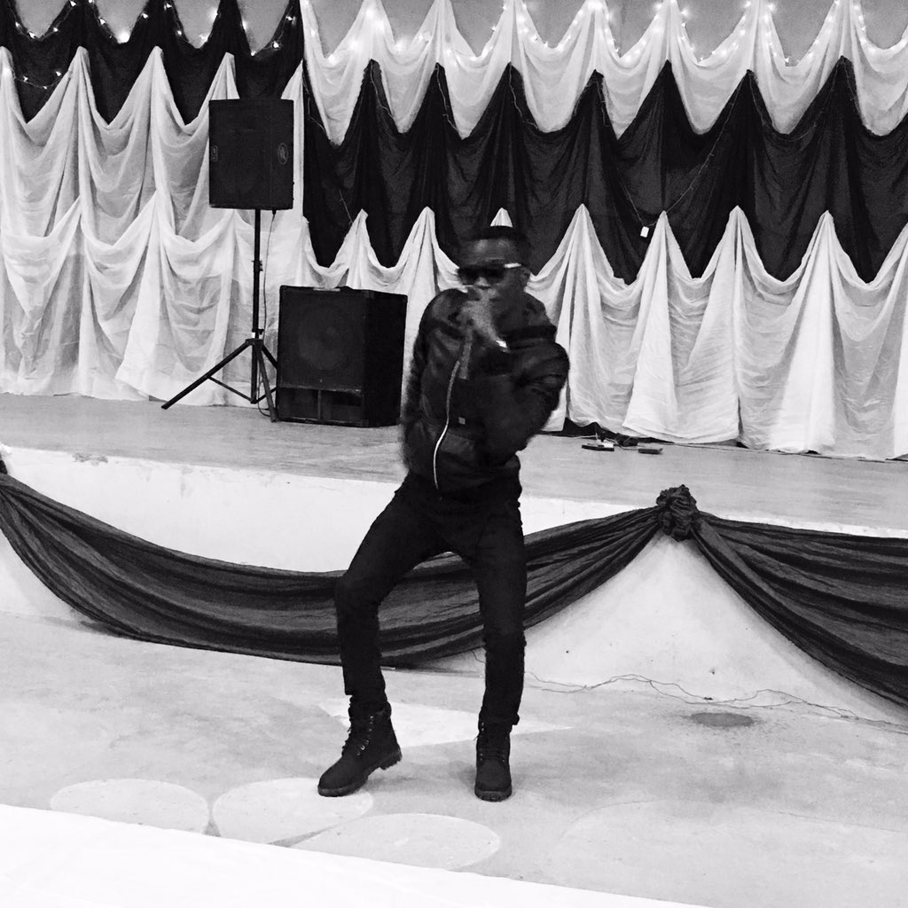 Iamguchi's tweet photo. #BestArtistOftheYear
Grateful to ya'll #FedPolyEDE #NASTES #Pacesetterscrew
It's almost time to disturb errwhere.. Look at this face very well ๐ it's ma real face coming ๐๐๐....
#fpe
#OsunBoi #TeamGuchi #Spiritual #Nigeria #Africa #World ๐๐๐ https://t.co/z0xyCeI2Vh