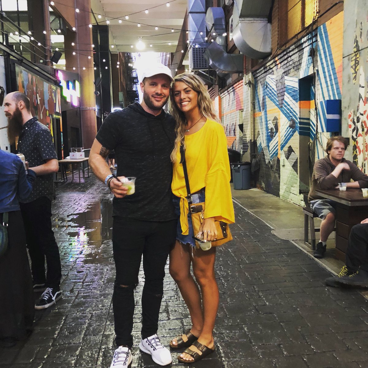 Szydlowski19's tweet photo. Got to show @Payyy_money around Detroit this weekend #BaeMoney #ThisIsSnaps https://t.co/SAtfYN0uCx