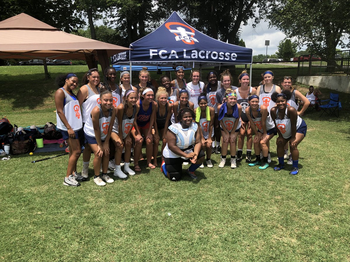 LIFT_Lacrosse's tweet photo. We got to catch up with our sister team from @FCAgaLacrosse in Nashville #strong2018 https://t.co/AuDMPdwO9Z