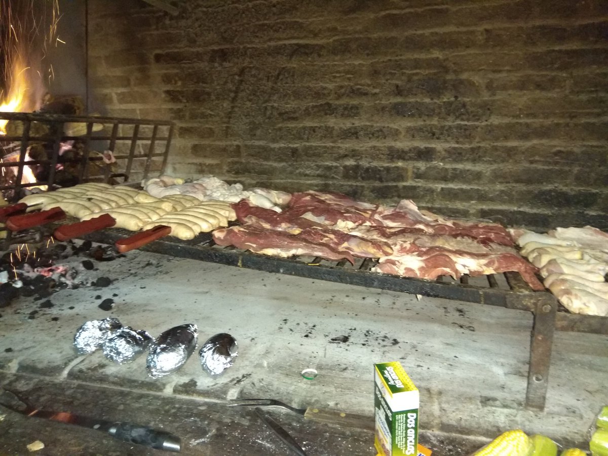 fiore_adinolfi's tweet photo. Así se festeja en @paytrue #paygroup https://t.co/oVh75vbmL3