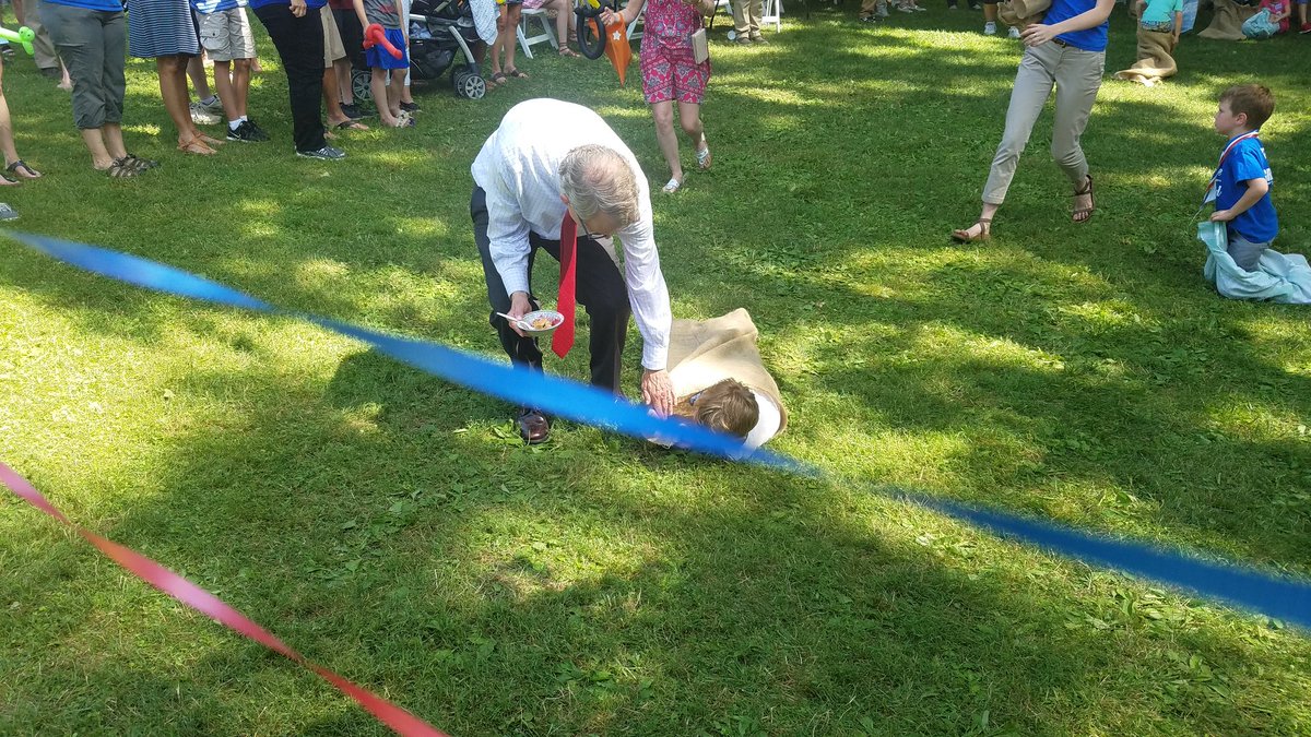 cnorman211's tweet photo. Henry enjoyed delicious pie from @FranDeWine and then a helping hand from Ohio's next Governor @MikeDeWine after a sack race mishap at the #DeWineICS #DHFO2018 https://t.co/9ZDpHoU2V0