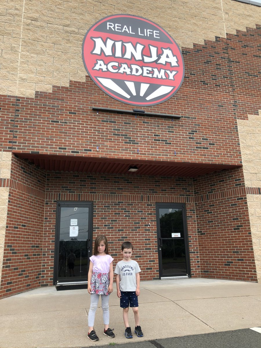 UthPastorDrew's tweet photo. @RealLifeNinja_  drove all the way from Canada forgot it was Sunday. Maybe next time. https://t.co/Uyu9HYGqHu