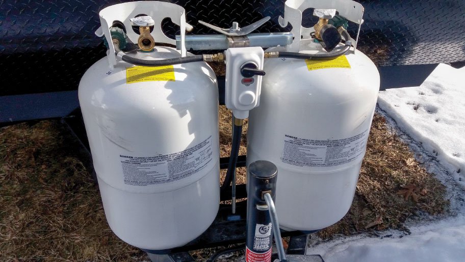 TheNorcoldGuy's tweet photo. Is it safe to operate your RV refrigerator on LP while driving? Yeah... We're stirring the pot. #norcoldguy #norcold #rvrefrigerators #rvfire #rvsafe #seekadventurerv #thenorcoldguy #keepingcampershappy!
https://t.co/O8TGzDlJu8 https://t.co/ndOmjeGIr2