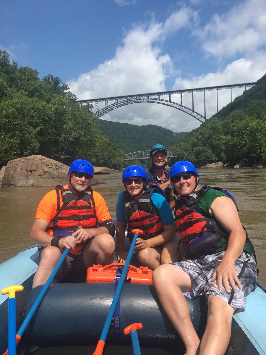 BBaucke10's tweet photo. #whitewaterrafting #lowernewriver #wva #wesurvived https://t.co/SuEprDv1Nk