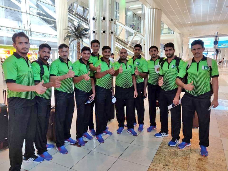 FSherdils's tweet photo. Best of Luck Team #Pakistan🇵🇰 for #KabaddiMastersDubai2018!
I am sure R captain #NasirAli &amp; #AbidHussain will do their best. Hardluck in the first match against #India But we have another match on 25th June at 8:30 pm
You can watch live at @StarSportsIndia
#Faisalabadsherdils https://t.co/aFESOs8t9E