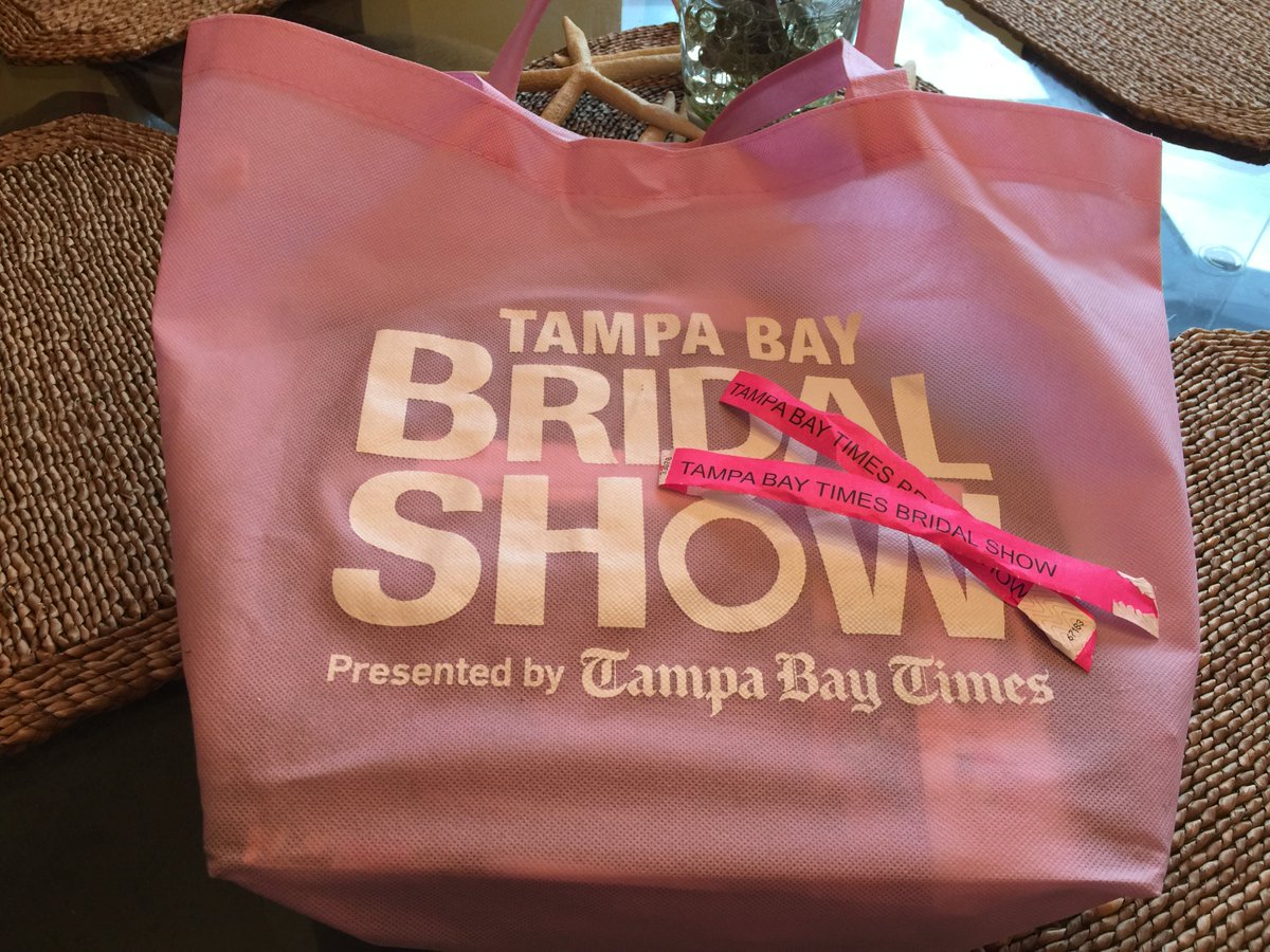 BridesPub's tweet photo. Just had a great time at the Tampa Bay Bridal show! #FLbridalshows #TampaBayBridalShow #bridespub https://t.co/bCufl9sFq0