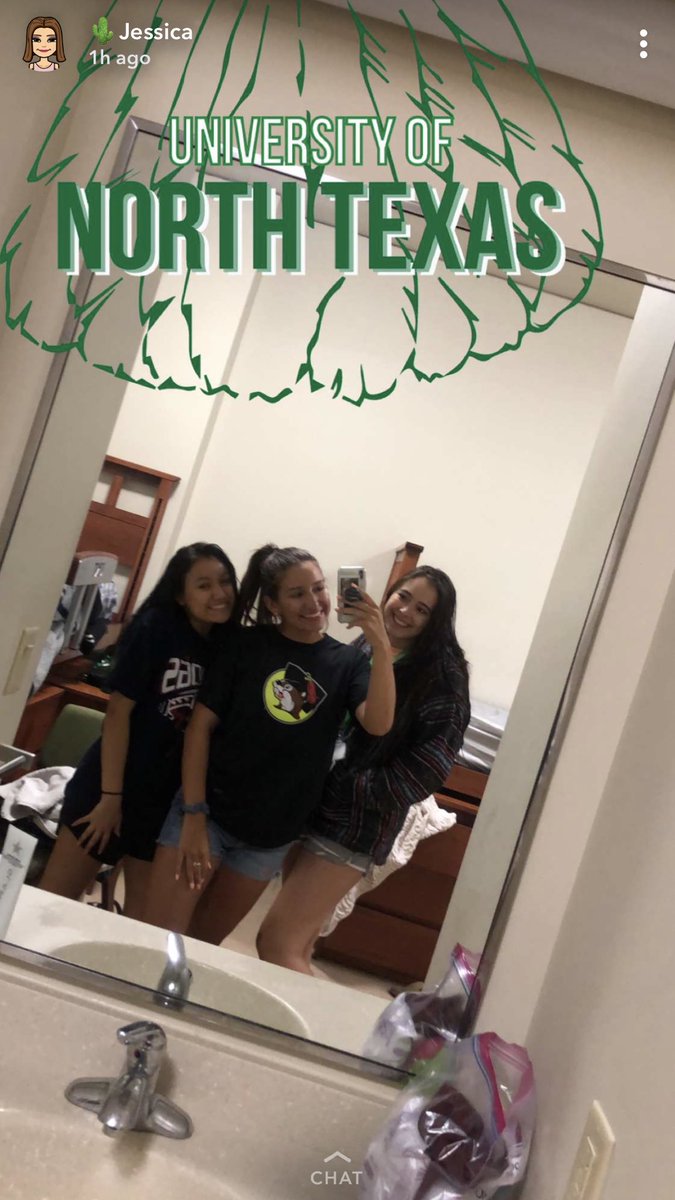 zaylimayfield34's tweet photo. orientation was a blast!!💚 especially with a great OL @jonnymarinara!!! can’t wait to come home! #UNT22 #group30 https://t.co/lUrlTT9nlS
