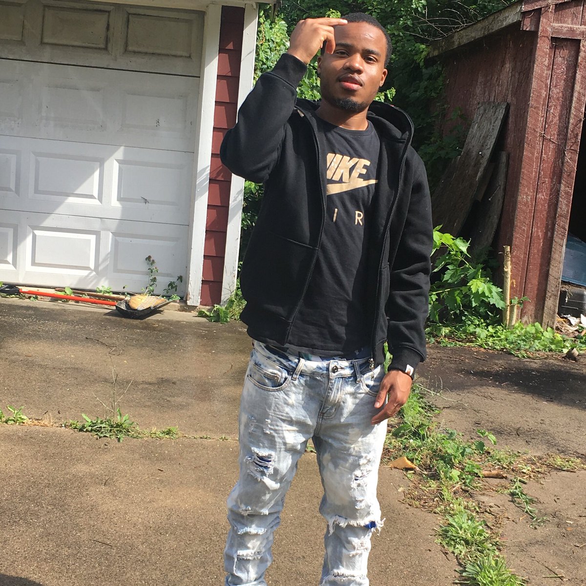 DetroitDelon's tweet photo. 🅱️🤟🏾 https://t.co/WvV7tiQseo