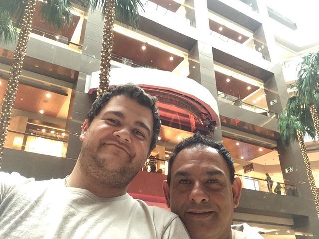 fegoviedo's tweet photo. Domingo de nostalgia! Extrañando chile!!!! #Nurse #MaleNurse #Murse #Nursing #Enfermeria #Enfermero #PlusMenRevolution #MenOfWeight #BigMen #DapperMan #DapperMen #MensStyle #MensFashion #Fashion #BodyPositivity #gay #gaybear #chub #BigGuysProblems #BigGu… https://t.co/SEPmiDEQNT https://t.co/783dF33V9D