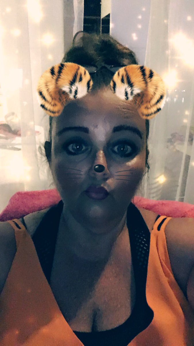 leighluvsmusic's tweet image. Feeling a bit feline 😍😎❤️🙌🏻 ready to rave till the ☀️ comes up #Eden #DefectedInTheHouse