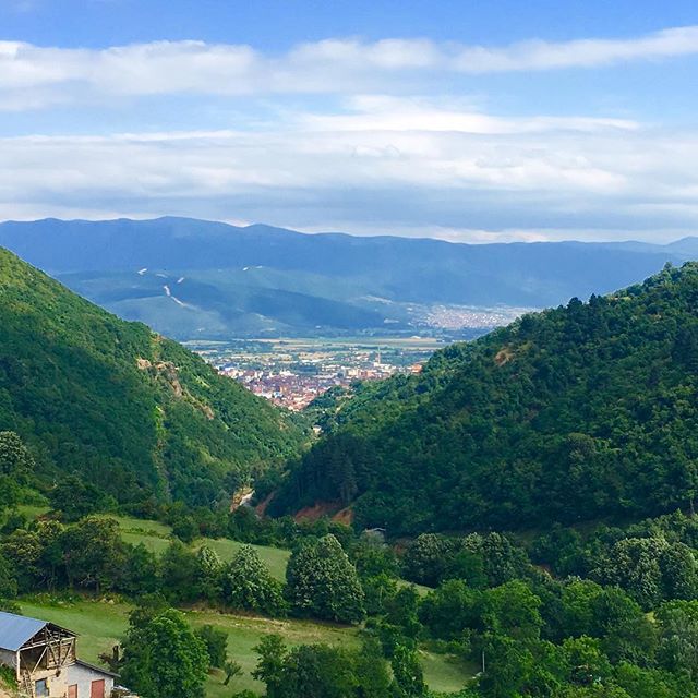VisitTetova's tweet photo. #tetovo #tetova #nature #may #macedonia #sharrmountains #photography #mosque #cami #alacacami #landscape #kalkandelen #nice #jummahmubarak #travel #tourist #balkans #balkan #mountains #happiness #beautiful #summer #travelingthebalkans #travelingthroughth… https://t.co/jlSiNceiz1 https://t.co/rAQi0tXtBi