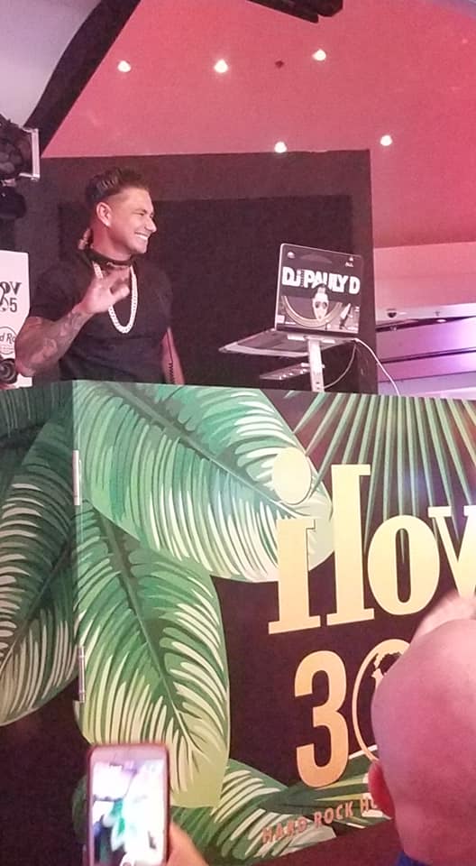 MSCoastObserver's tweet photo. @HRHCBiloxi continued the Electric Party with the Grand Opening to the public of their Newest Hotspot @ilov305official with an Awesome performance by @DJPaulyD !!  To say it was a packed house was an understatement!!  Pauly D Killed It!! https://t.co/YvqmSvc3Kl