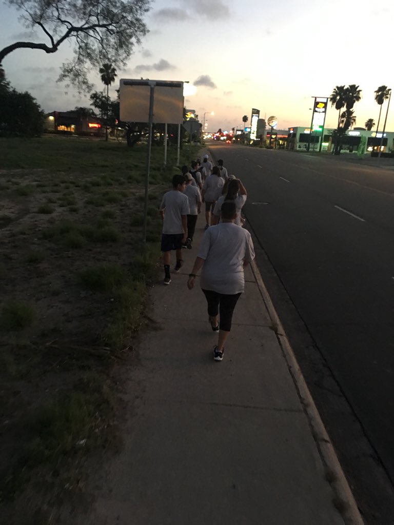 tanyamoes's tweet photo. Can’t tell you what a feeling it was to be surrounded by friends fighting the same fight. Thank you !! Mental illness is real lets fight it together! @NamiRgv @NAMICommunicate @CityofMcAllen @monitornews #stopasklisten #stopthestigma    #youarenotalone https://t.co/M9FZzgvKNK
