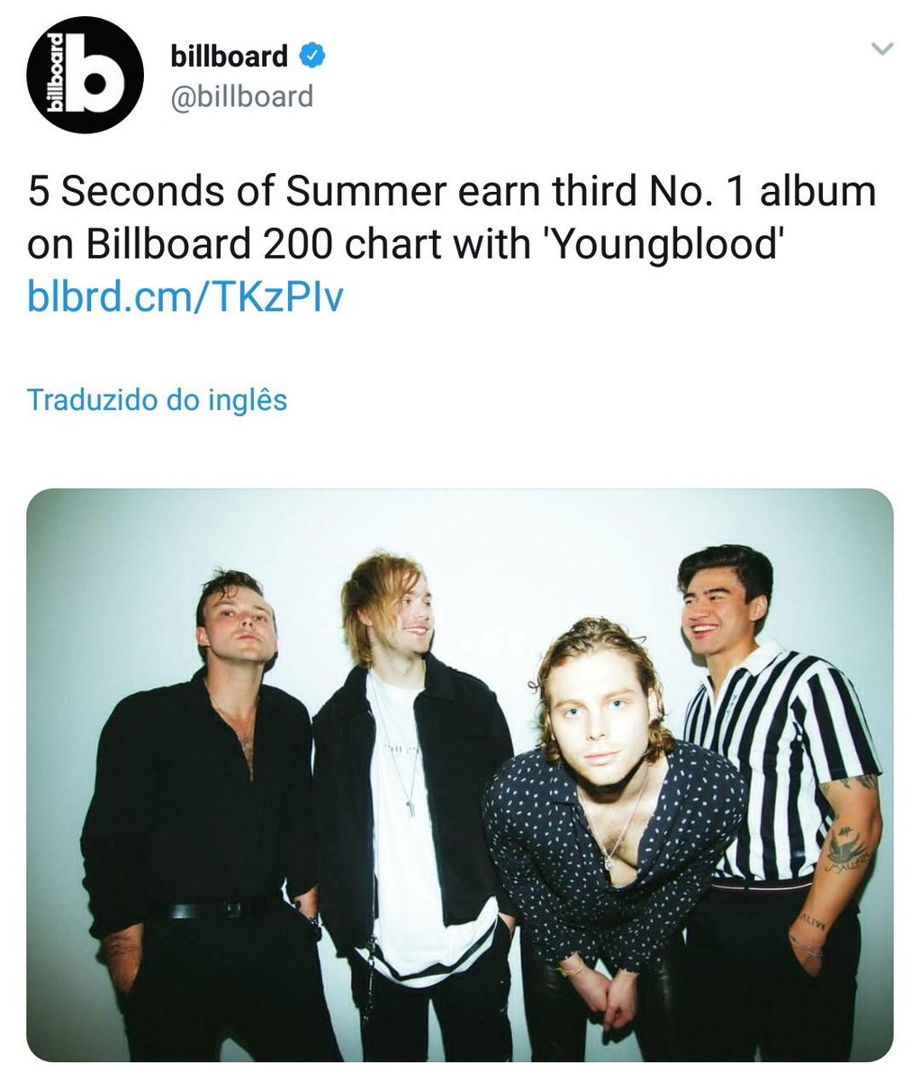 evthingsucks's tweet photo. IM CRYING TEARS OF HAPPINESS AND PROUD MFG @5SOS JUST DIS THAT HSKSJDJSJ I LOVE THEM SM THEY DESERVE THE WHOLE WORLD #Congrats5SOS https://t.co/eRdgAHTZ0w