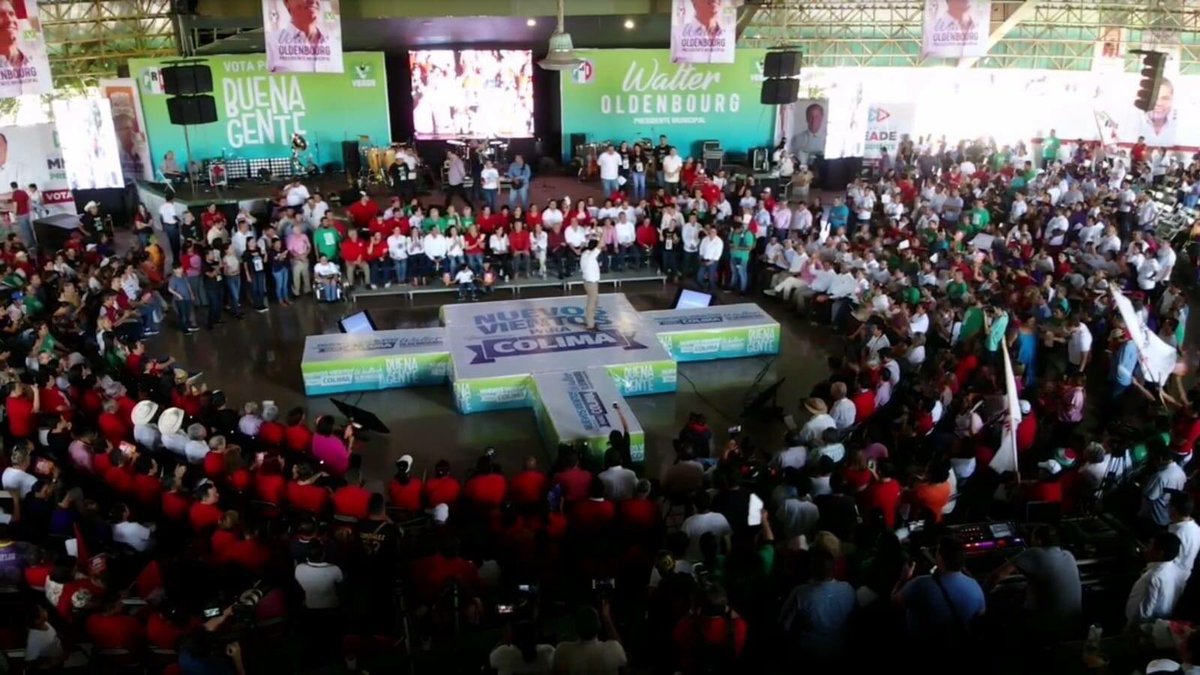FMPColima's tweet photo. Asistí como invitado al cierre de campaña de @WalterColima , ahí quedó demostrado que este próximo 1º de Julio vamos a ganar.
#FMPSenador #Vota5de5 #VotaPRI https://t.co/f3MPyXlmLa