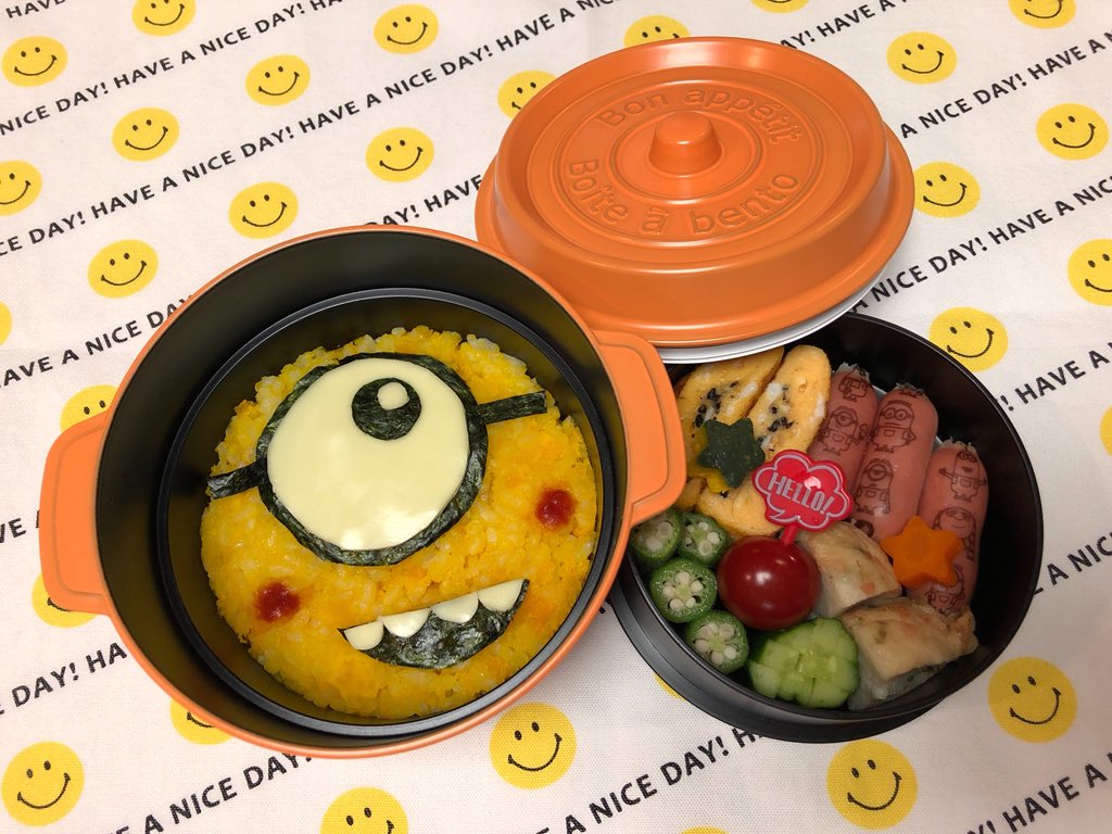 yumeka_ponzu's tweet photo. Good morning.
#ミニオン のソーセージに合わせて
#スチュアート を作ってくれました☺️
可愛すぎる〜💖
ありがとう🍌
6月最後の1週間!
笑顔で頑張りましょう💪🏻
#キャラ弁 #ココポット
#characterlunchbox #cocopot
#minions #stuart https://t.co/Nfy6exs3nq