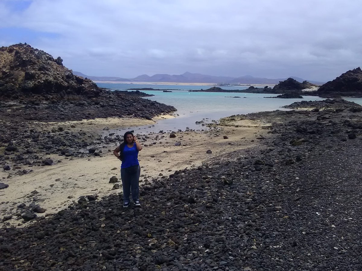 MarviaMaya's tweet photo. #Fuerteventura #isladelobos #viajar #paisaje #IslasCanarias #aventura #sol #BuenFinde #LugaresQueHablan ❤❤❤ https://t.co/l36Z3Zy1S4