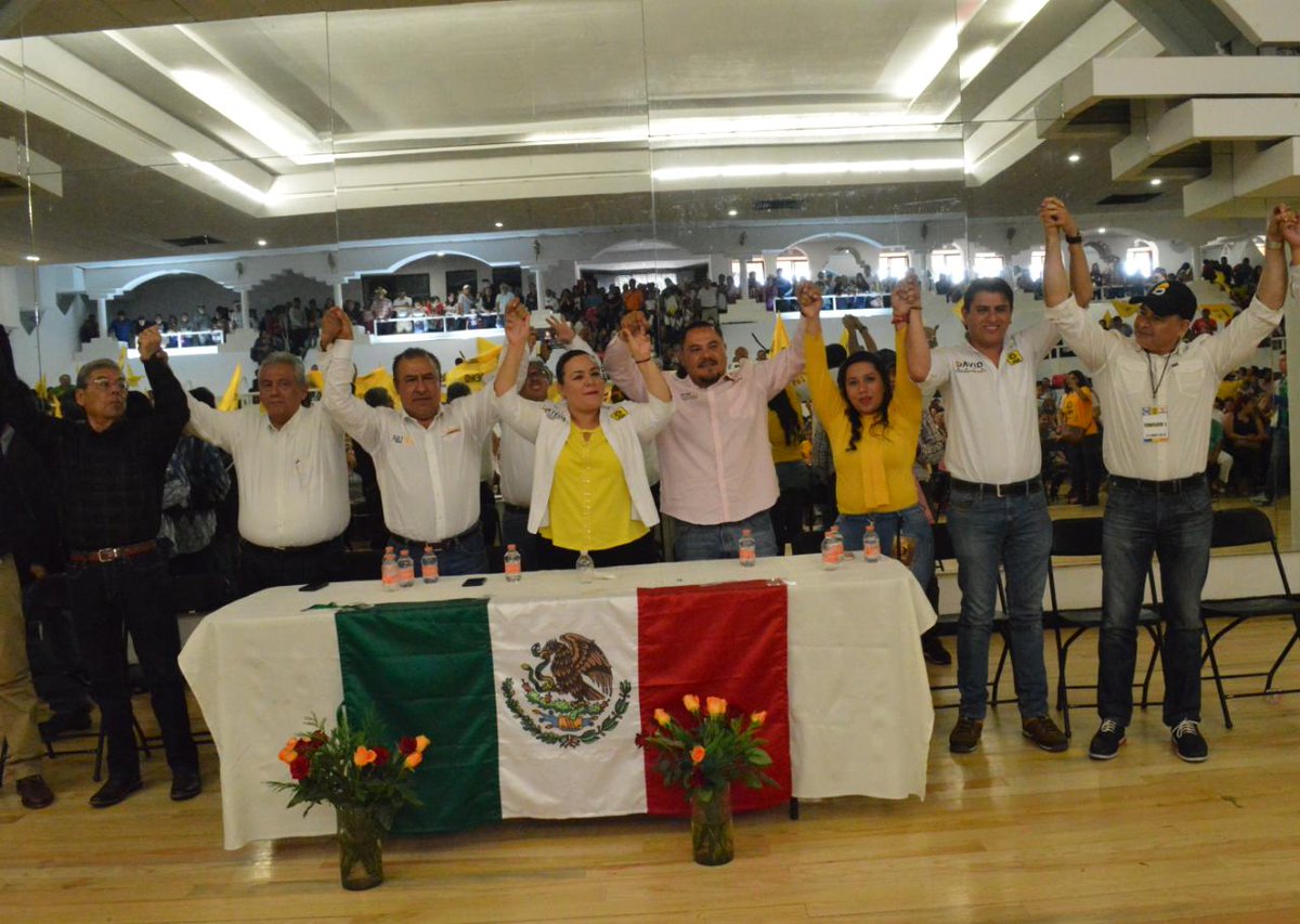 En Iztacalco la unidad es lo más importante agradezco el respaldo de grandes liderazgos históricos de nuestro partido por sumar esfuerzos a este gran Proyecto. Vamos Juntos #DeFrenteAlFuturo Por un Mejor Iztacalco. Este 1 de Julio #VotaPRD