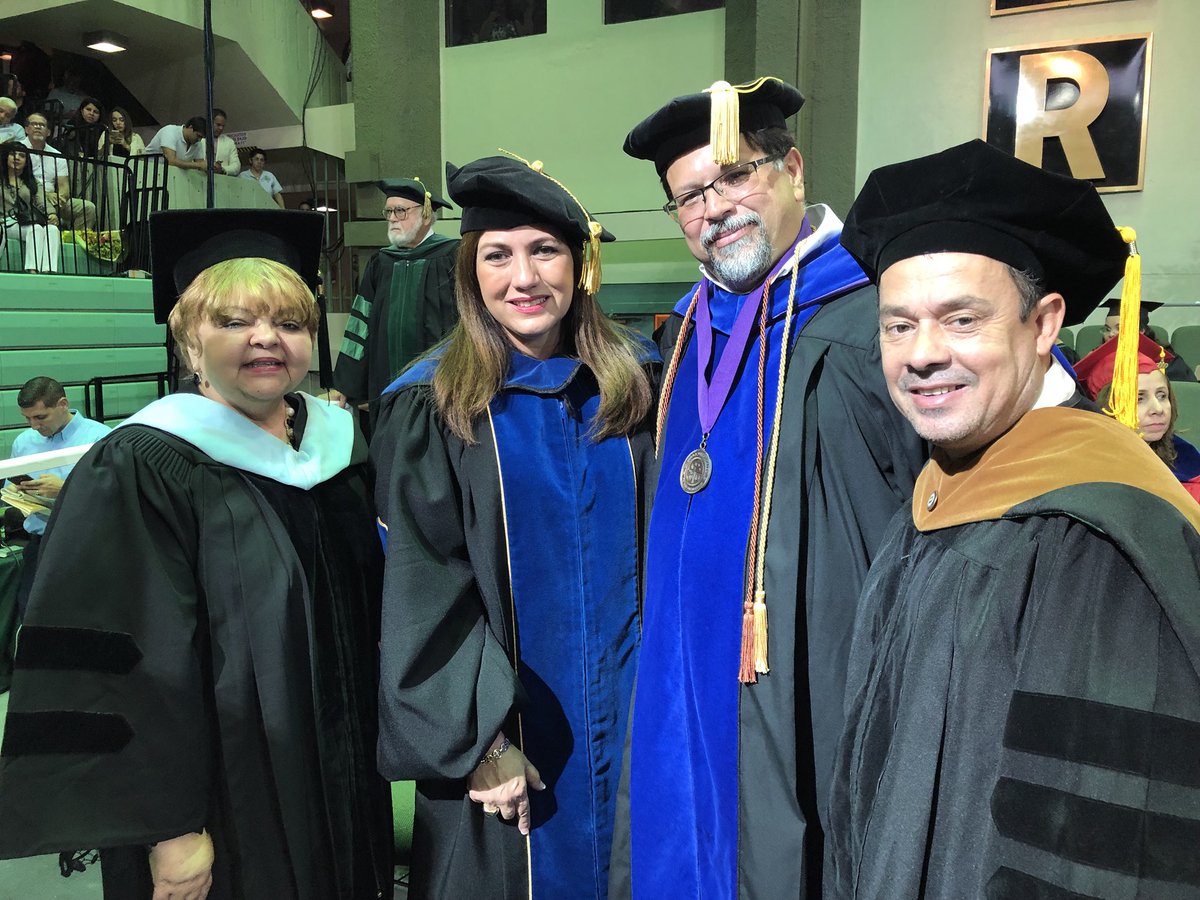 adamonzon's tweet photo. Fue un honor y privilegio ser su “Oradora Invitada” de Graduación @uprm ¡Gracias Presidente Universidad de Puerto Rico, Rectora Interina UPR Mayagüez, Junta de Gobierno, rectores, decanos, profesores y estudiantes por invitación! #GradRUM105 #GradRUM18 #antesahoraysiemprecolegio https://t.co/uxLrzvmKWh