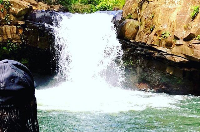 MauiTips's tweet photo. Everybody needs a holiday away from each other but on Maui it's hard to hide and get away unless you fly to Hilo, on the Big Island also known as Hawaii Island, visit Rainbow Falls and watch the water crash into the pool. https://t.co/mynZhOhpjQ https://t.co/RnNSQ7Qprc