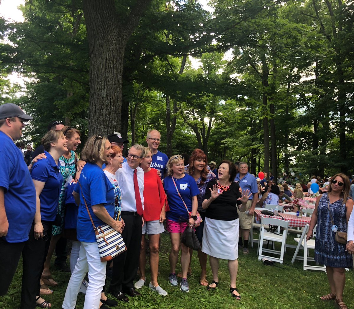 JaneTimkenOH's tweet photo. What a fun &amp; beautiful day with ⁦@DeWineHustedOH⁩ ⁦@ohiogop⁩ #DeWineICS https://t.co/LAHKEvXoqW