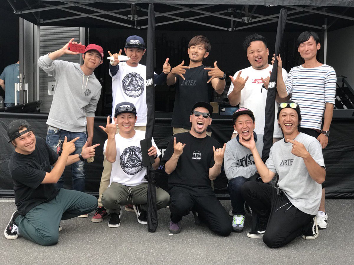 こばやん 香西釣具店drtイベント 沢山の方々とお話が出来 ほんまにお世話になりました そして ロッドの抽選も当たるという奇跡も起きました おめでとうって言ってくれた方々 お声掛けしてくれた方々 今回お世話になった方々ほんまにありがとう