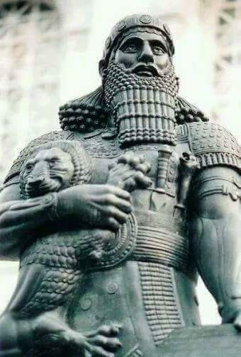 اوتوحيكال واول حرب تحرير عرفها التاريخ

كان احد الامراء #السومريين المسمى (اوتو حيكال)
يحكم في مدينة(#الوركاء)في اواخر العهد الكوتي ولعله كان معاصرا ل(كوديا)
وقد ذكرته اثبات الملوك السومرية بصفته مؤسس سلالة حاكمة في تلك المدينة هي سلالتها الخامسة وكان الملك الوحيد فيها
#حضارتي