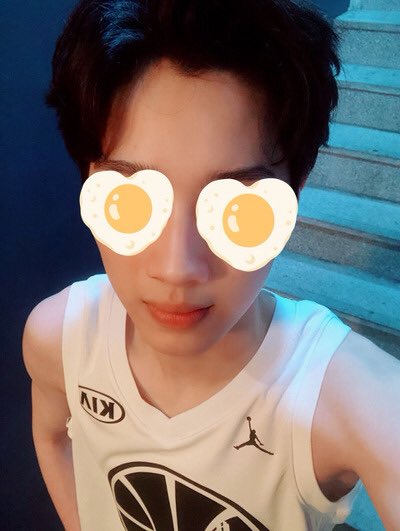 พว. tweet media