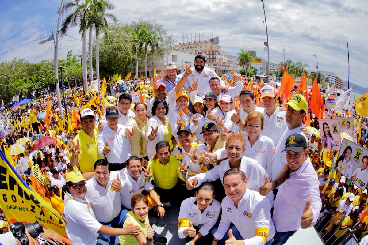 checogodinez's tweet photo. @PerlaEdithMR @JackoBadillo @MarioRamosDelC @GuzmanVisairo @GereliAstudill0 @ernesto_gnz1 @DanielMezaLoeza @AleAguirreof @PacoRdzOtero @LupitaGlezSi @AngelAguirreGro #YoConPerla #Dto09 https://t.co/qNsMwCMSiO