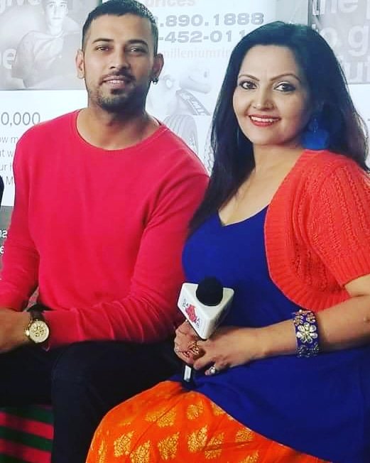 JyotiSh09765602's tweet photo. #Interviewd @sanjhapunjabtv #famous💃 #singersongwriter🎤 #garrysandhu
#nmt #fundraising #barbque #bramptonontario https://t.co/NWXvuaZe7c