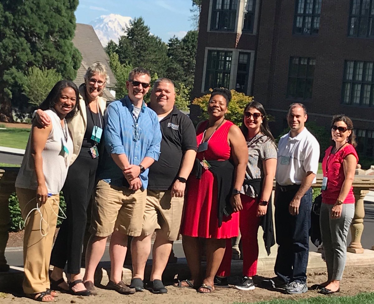 CarletonDOS's tweet photo. @NASPAtweets @NASPAscu. Mt. Tahoma (Rainier) was clear for us to see today. Always a great day at #SCUI18 https://t.co/5ufXp3yV0X