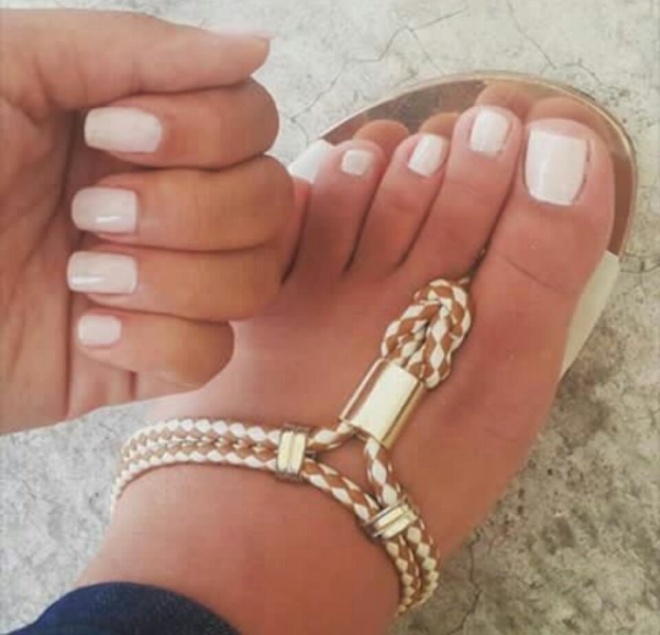 rondurdd's tweet photo. #sexyfeet @EDagnesia https://t.co/sTyfy7mcfS
